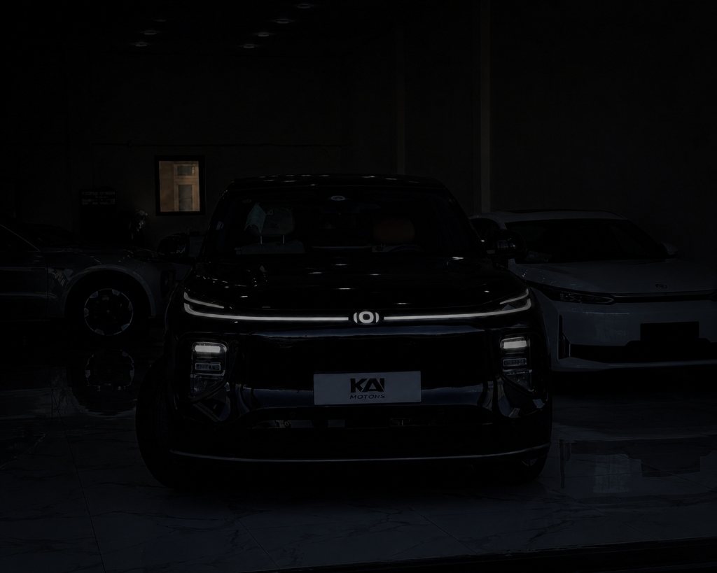 KAİ Spectre Sports Coupe Dark